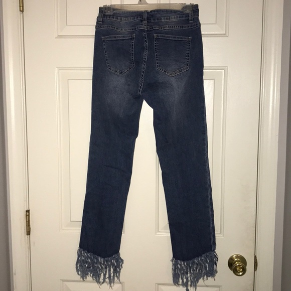 Trendy fringe-bottom denim blue jeans - Picture 5 of 5